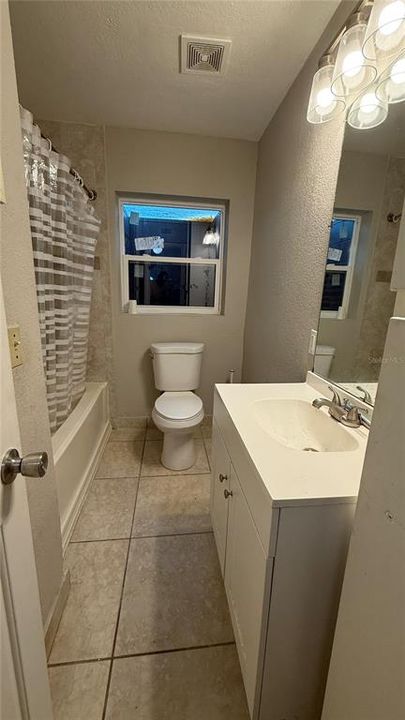 Active With Contract: $1,600 (3 beds, 2 baths, 1906 Square Feet)