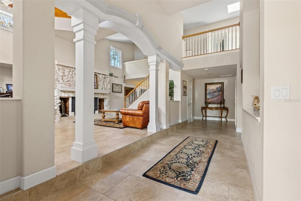 待售: $1,689,000 (6 贝兹, 5 浴室, 5708 平方英尺)