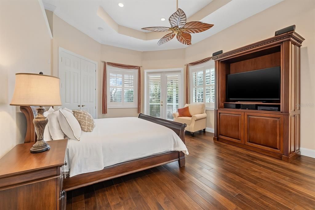 待售: $1,689,000 (6 贝兹, 5 浴室, 5708 平方英尺)