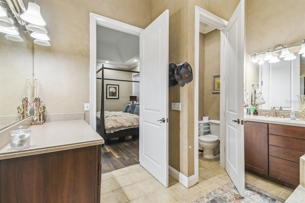 待售: $2,350,000 (6 贝兹, 4 浴室, 6032 平方英尺)