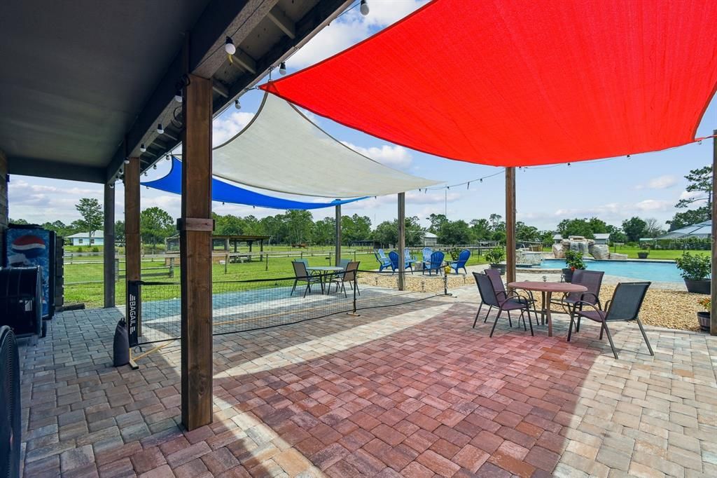 待售: $2,350,000 (6 贝兹, 4 浴室, 6032 平方英尺)