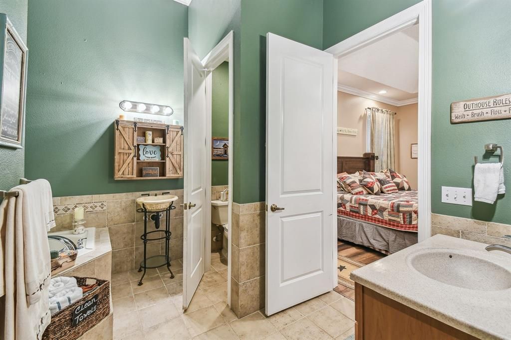 待售: $2,350,000 (6 贝兹, 4 浴室, 6032 平方英尺)