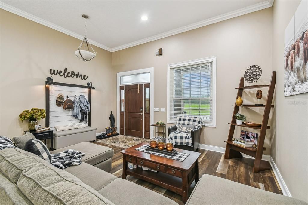 待售: $2,350,000 (6 贝兹, 4 浴室, 6032 平方英尺)