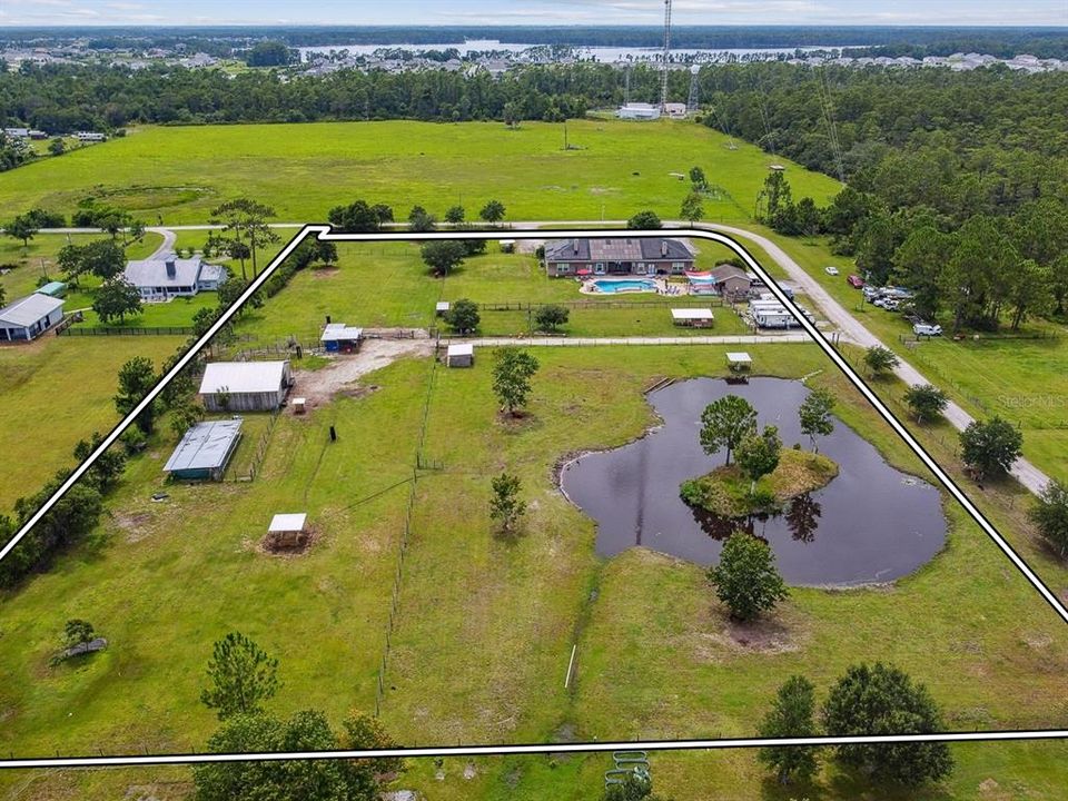 待售: $2,350,000 (6 贝兹, 4 浴室, 6032 平方英尺)