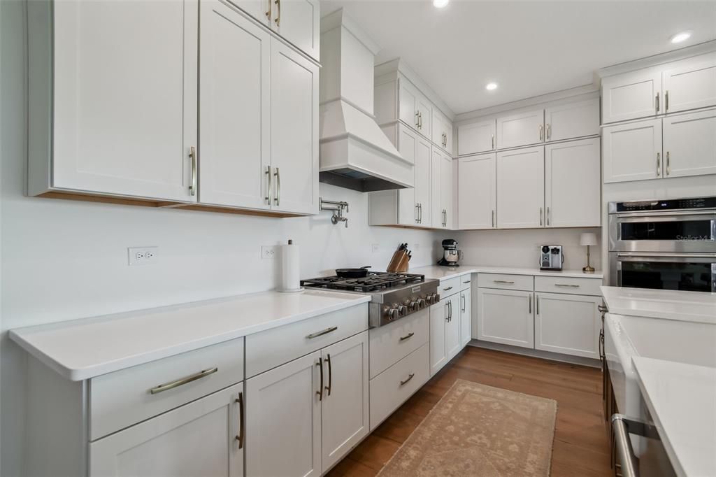 For Sale: $639,000 (4 beds, 3 baths, 2480 Square Feet)