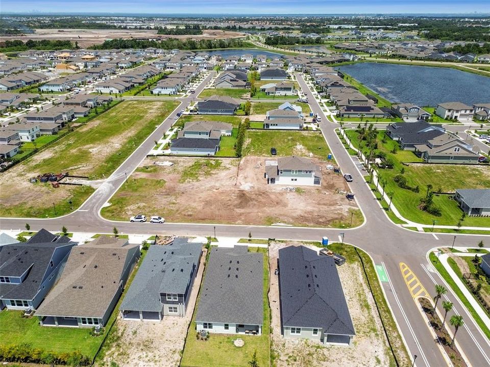 For Sale: $639,000 (4 beds, 3 baths, 2480 Square Feet)