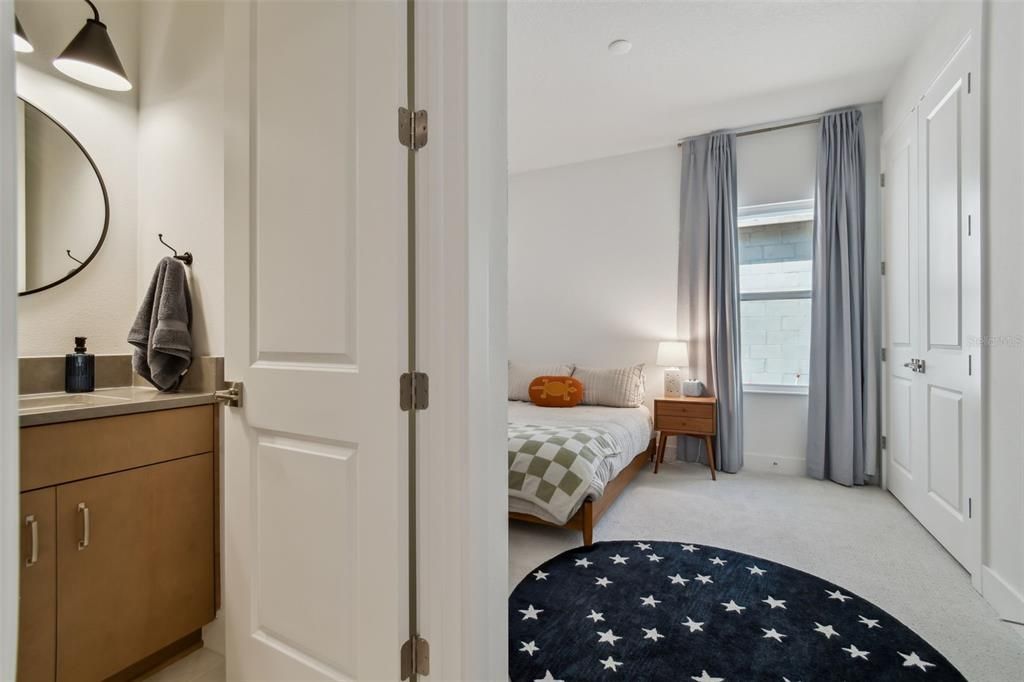 For Sale: $639,000 (4 beds, 3 baths, 2480 Square Feet)