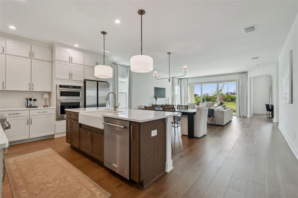 For Sale: $639,000 (4 beds, 3 baths, 2480 Square Feet)