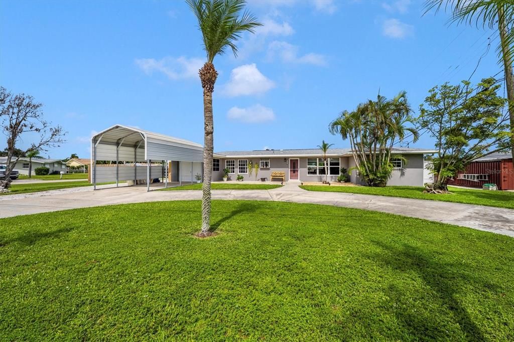 Active With Contract: $375,000 (3 beds, 2 baths, 1208 Square Feet)