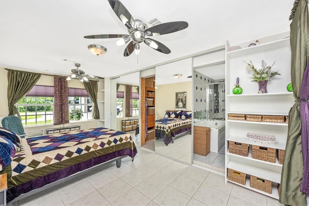 Active With Contract: $375,000 (3 beds, 2 baths, 1208 Square Feet)