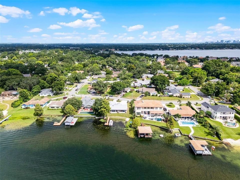 For Sale: $1,450,000 (3 beds, 3 baths, 2200 Square Feet)