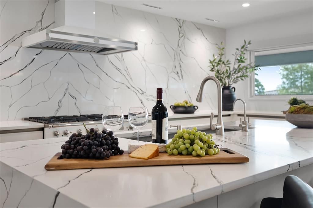 For Sale: $1,450,000 (3 beds, 3 baths, 2200 Square Feet)