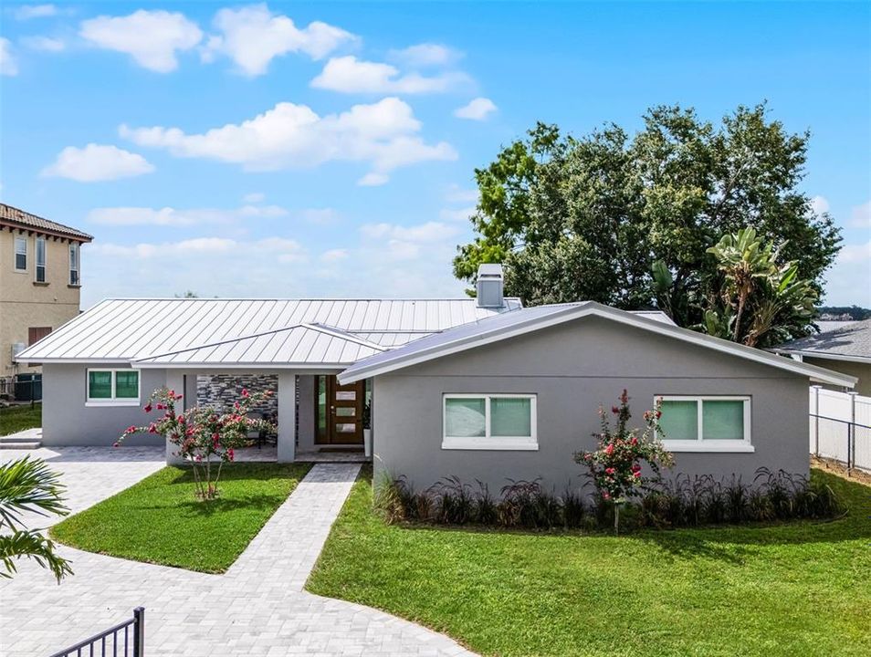 For Sale: $1,450,000 (3 beds, 3 baths, 2200 Square Feet)