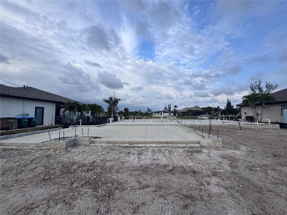 Active With Contract: $325,000 (0.24 acres)