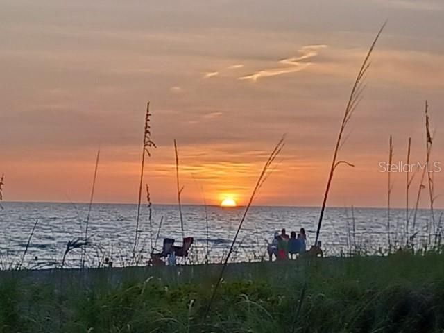 待售: $5,999 (0.12 acres)