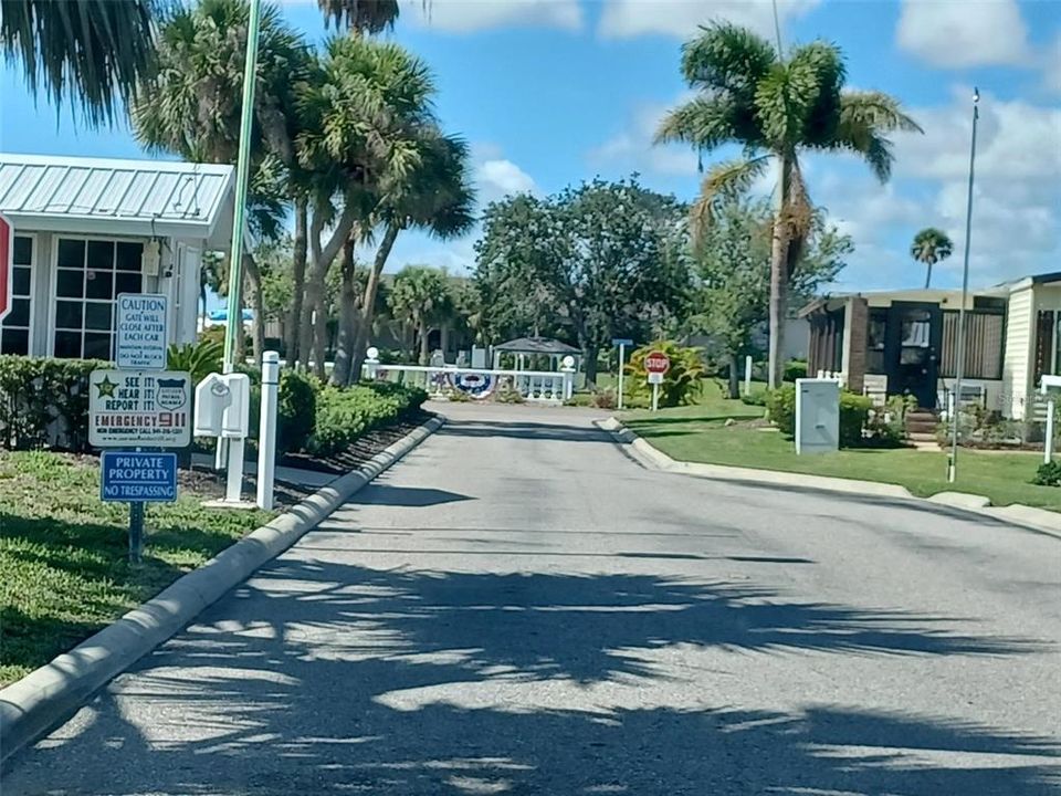 待售: $5,999 (0.12 acres)