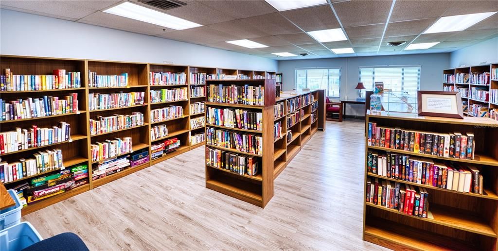 待售: $5,999 (0.12 acres)