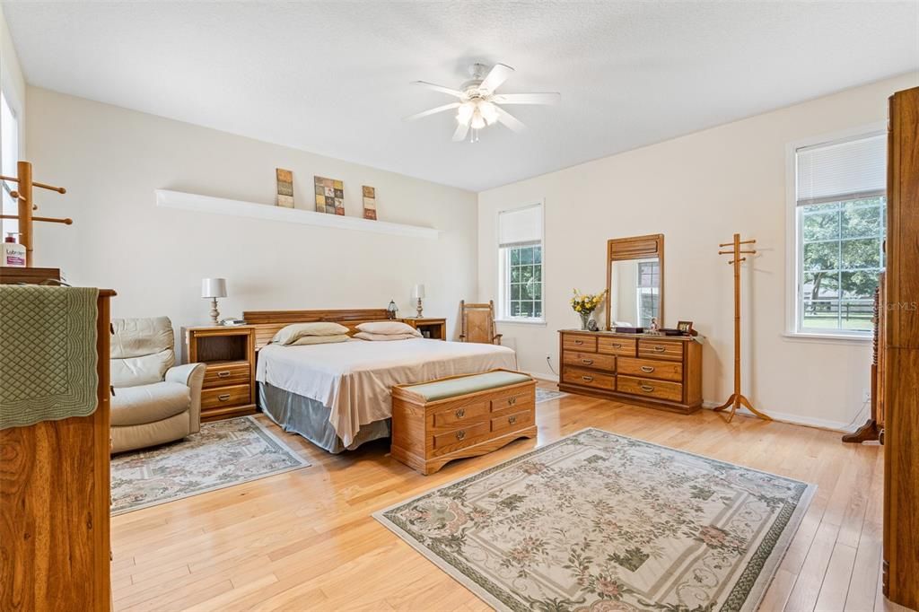 待售: $878,000 (3 贝兹, 2 浴室, 2746 平方英尺)