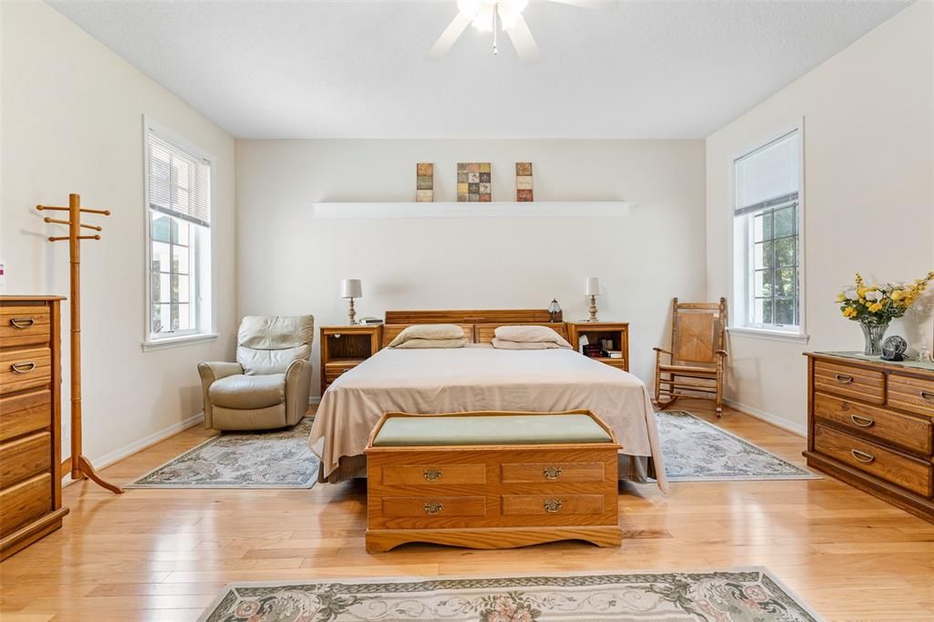 待售: $878,000 (3 贝兹, 2 浴室, 2746 平方英尺)