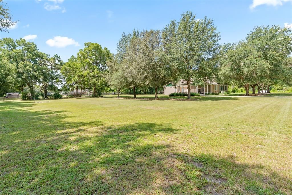 待售: $878,000 (3 贝兹, 2 浴室, 2746 平方英尺)