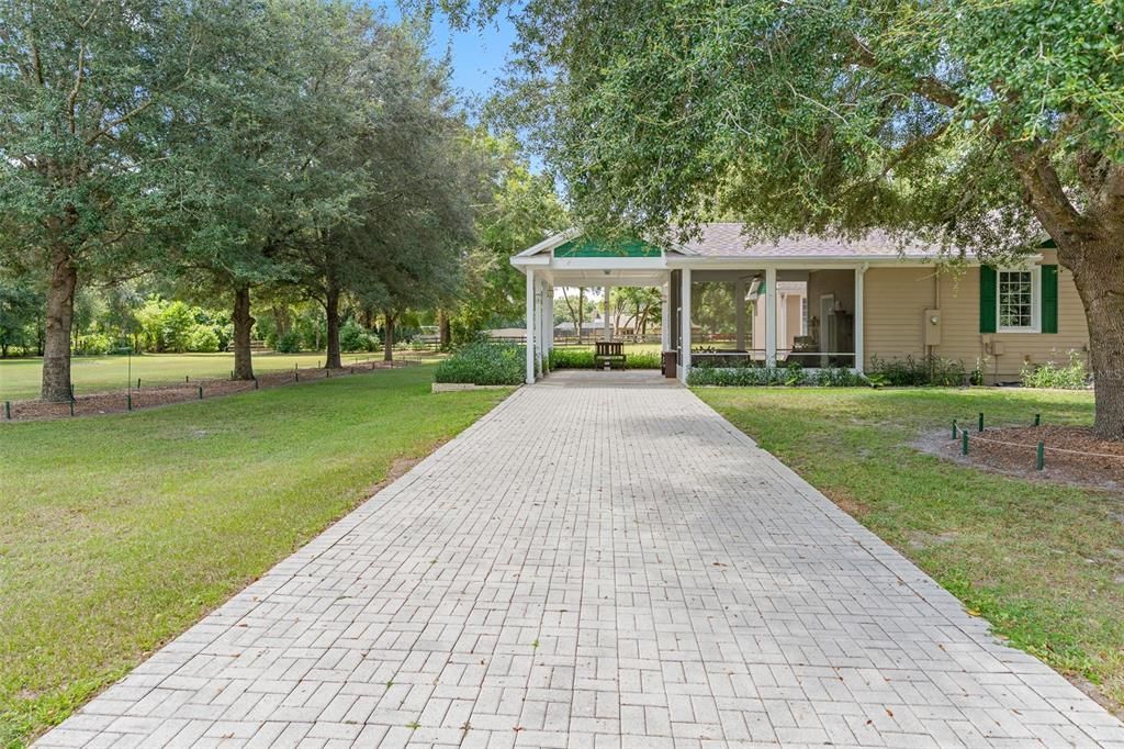 待售: $878,000 (3 贝兹, 2 浴室, 2746 平方英尺)