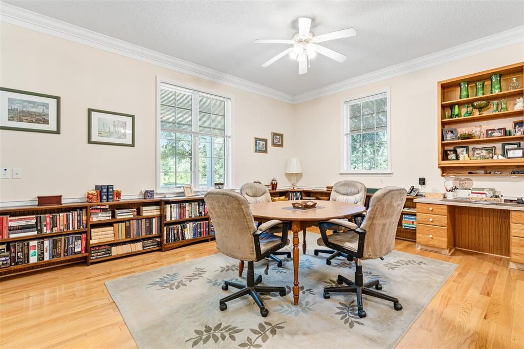 待售: $878,000 (3 贝兹, 2 浴室, 2746 平方英尺)