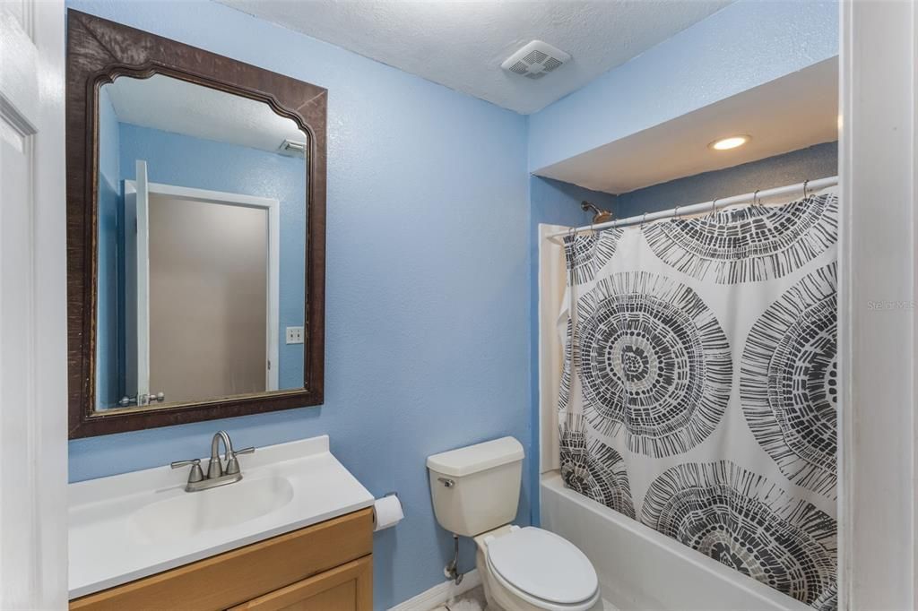 待售: $452,350 (3 贝兹, 2 浴室, 1900 平方英尺)