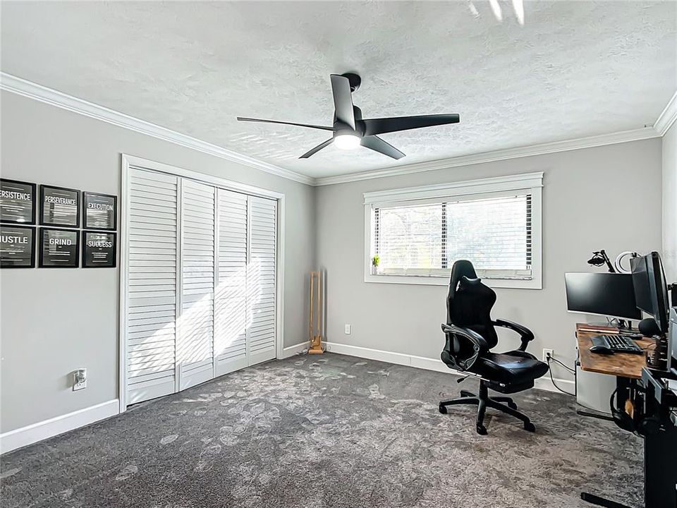 待售: $399,900 (3 贝兹, 2 浴室, 2070 平方英尺)