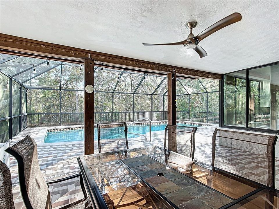 待售: $399,900 (3 贝兹, 2 浴室, 2070 平方英尺)