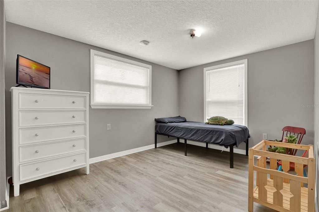 En Venta: $249,400 (3 camas, 2 baños, 1288 Pies cuadrados)