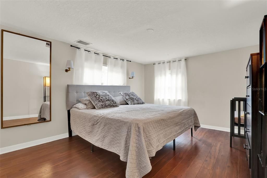 En Venta: $249,400 (3 camas, 2 baños, 1288 Pies cuadrados)