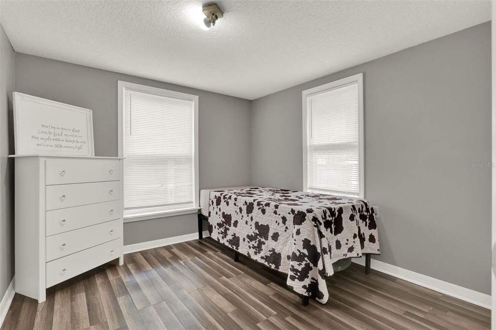 En Venta: $249,400 (3 camas, 2 baños, 1288 Pies cuadrados)