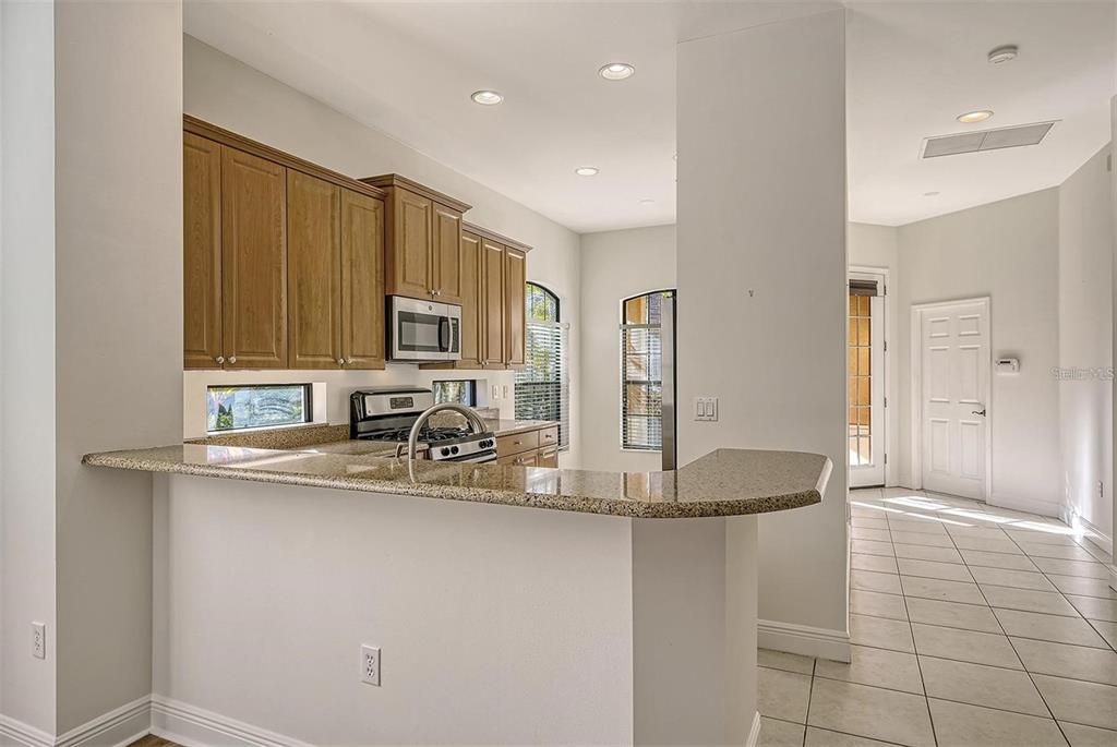 出租: $2,800 (2 贝兹, 2 浴室, 1573 平方英尺)