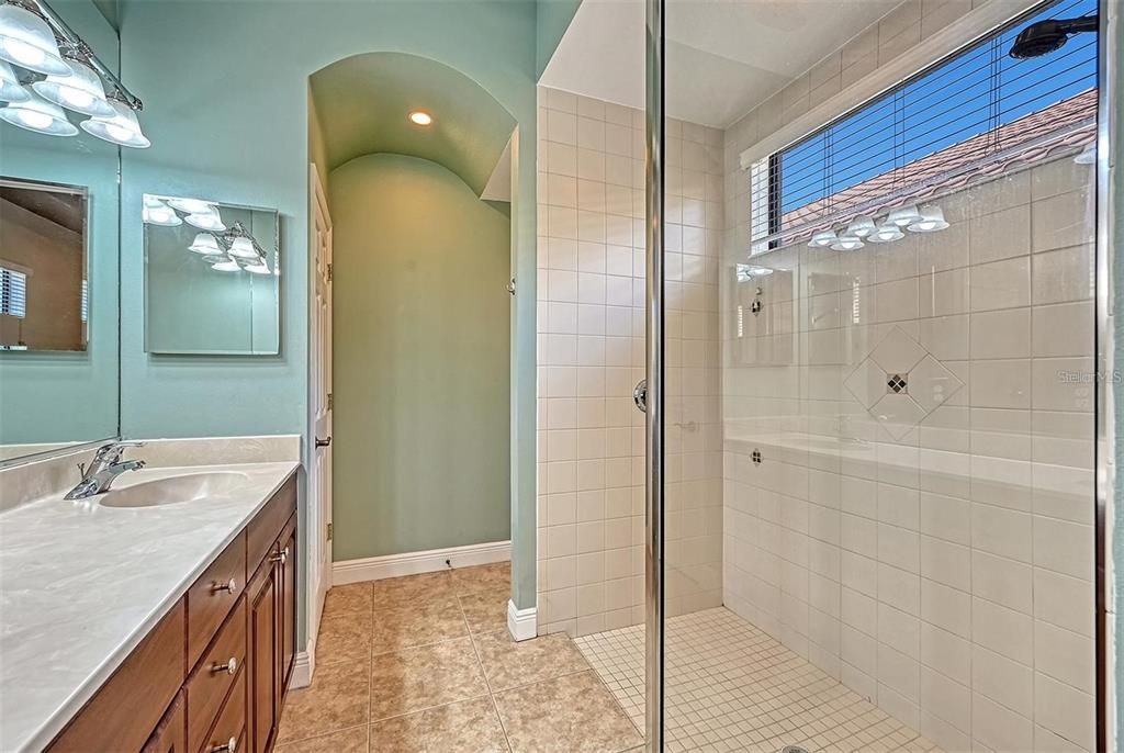 出租: $2,800 (2 贝兹, 2 浴室, 1573 平方英尺)