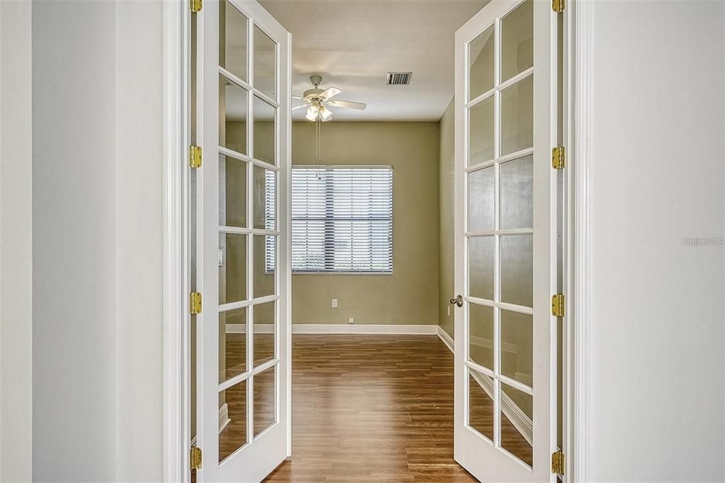 出租: $2,800 (2 贝兹, 2 浴室, 1573 平方英尺)