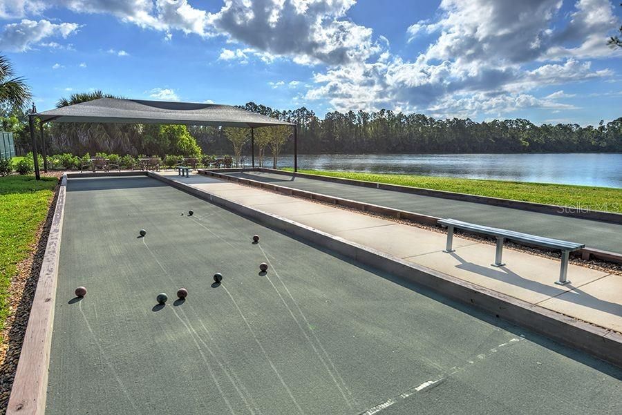 合同活跃: $409,000 (3 贝兹, 3 浴室, 2078 平方英尺)