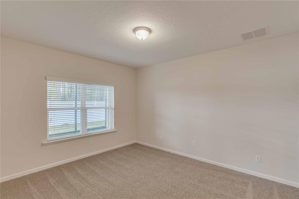 Active With Contract: $559,370 (4 beds, 2 baths, 1884 Square Feet)