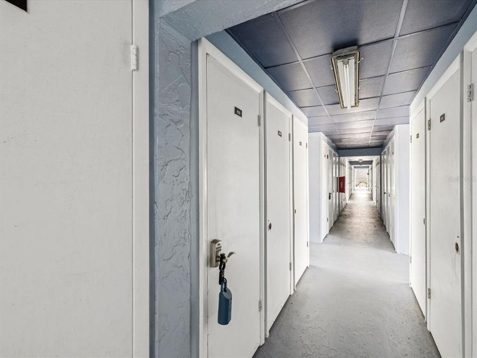 待售: $150,000 (1 贝兹, 1 浴室, 688 平方英尺)