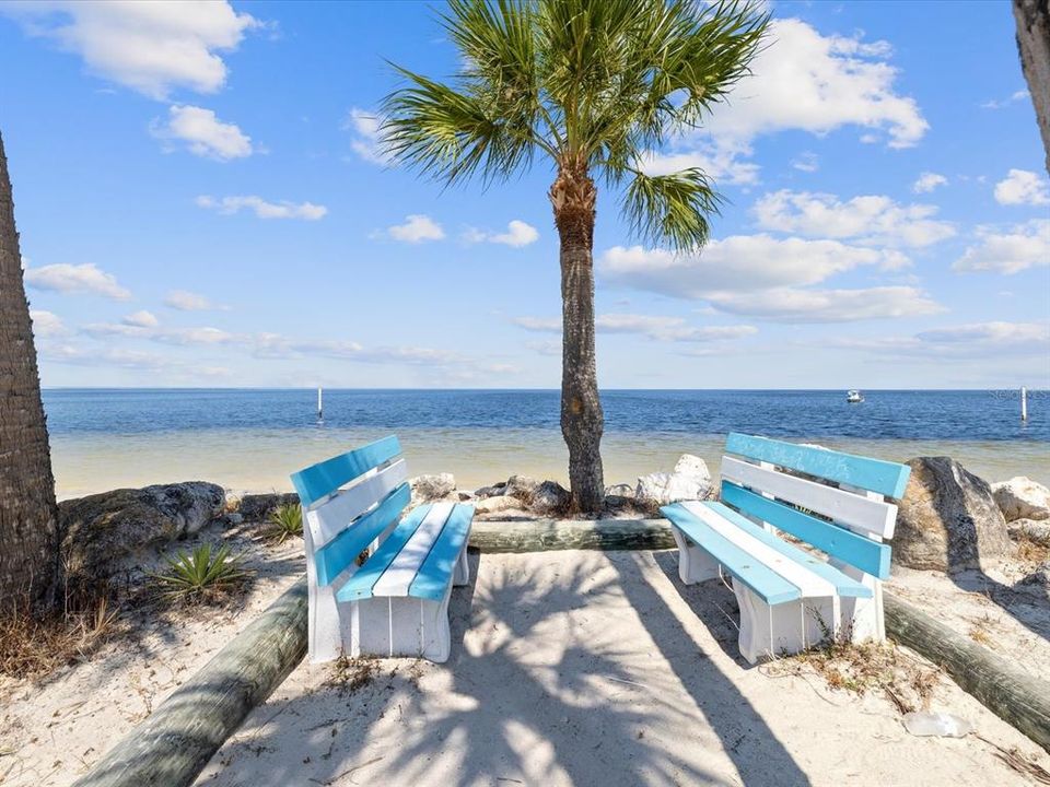 待售: $150,000 (1 贝兹, 1 浴室, 688 平方英尺)