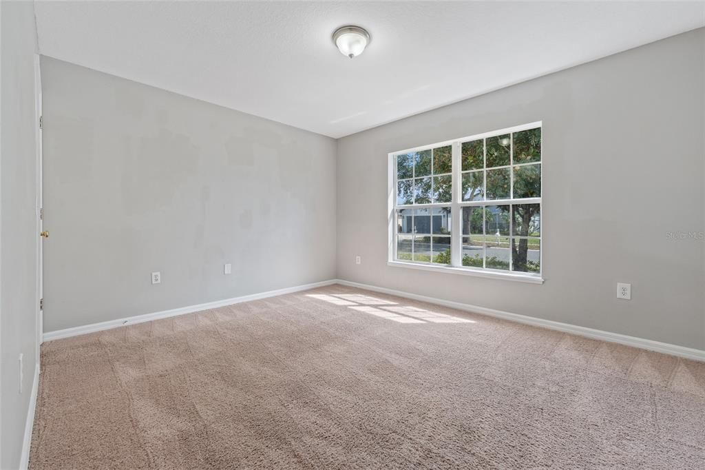 Active With Contract: $275,000 (3 beds, 2 baths, 1874 Square Feet)