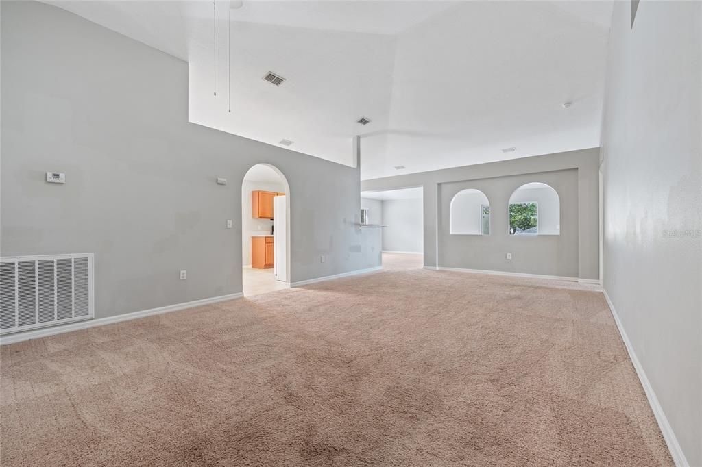 Active With Contract: $275,000 (3 beds, 2 baths, 1874 Square Feet)