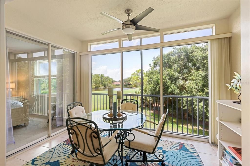 На продажу: $300,000 (2 спален, 2 ванн, 1238 Квадратных фут)