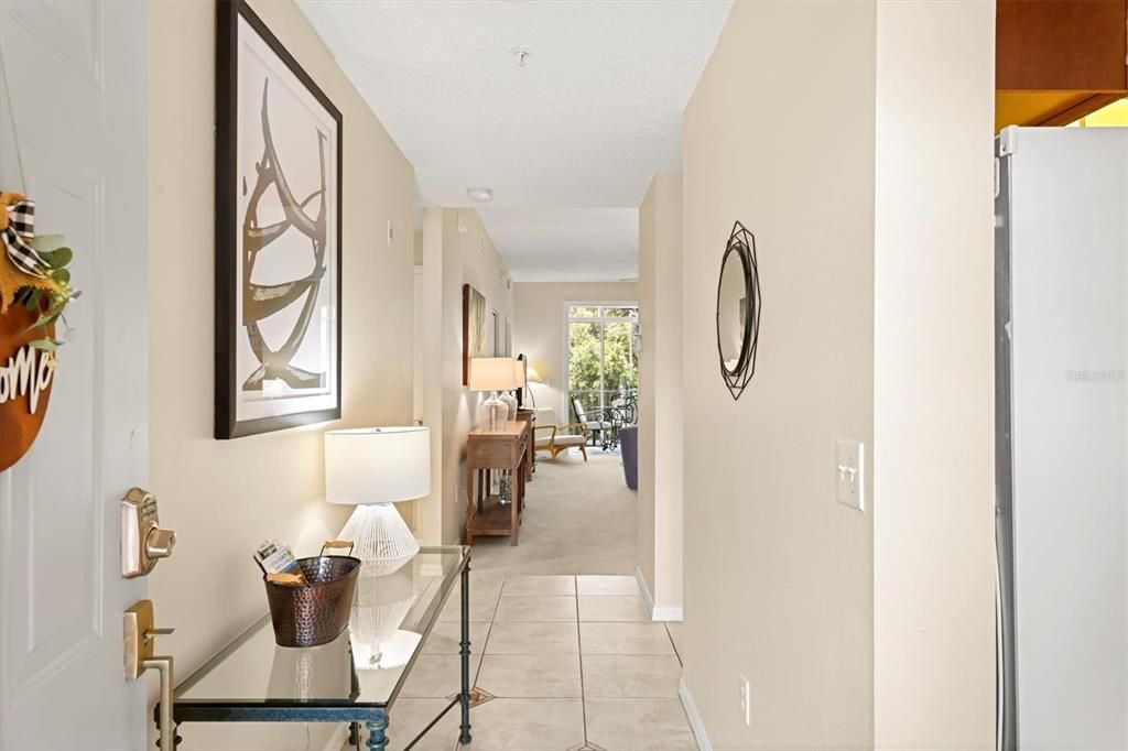 На продажу: $300,000 (2 спален, 2 ванн, 1238 Квадратных фут)