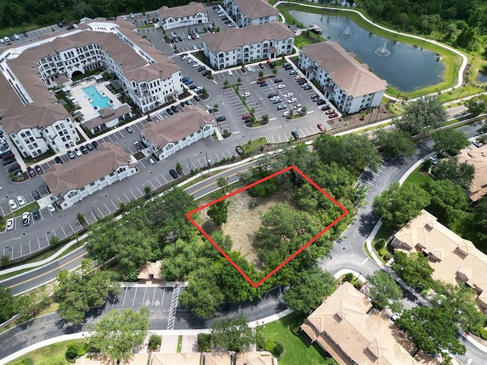 待售: $299,000 (0.43 acres)