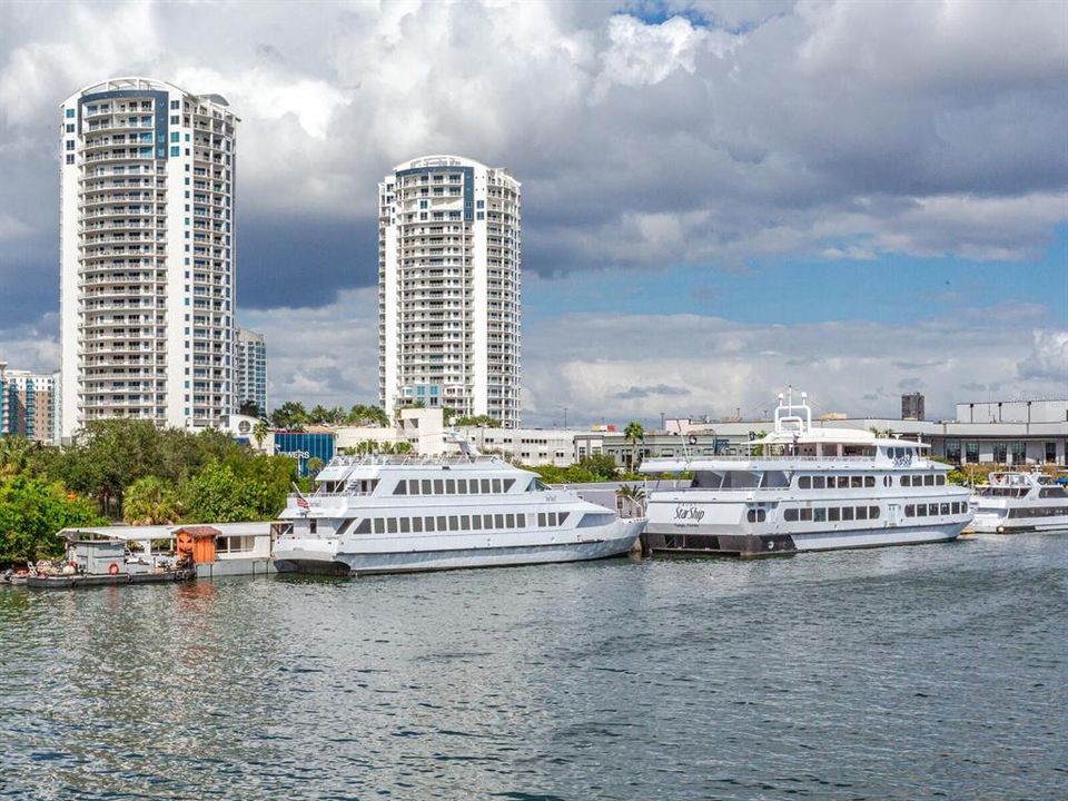 En Venta: $4,499,999 (3 camas, 3 baños, 4558 Pies cuadrados)