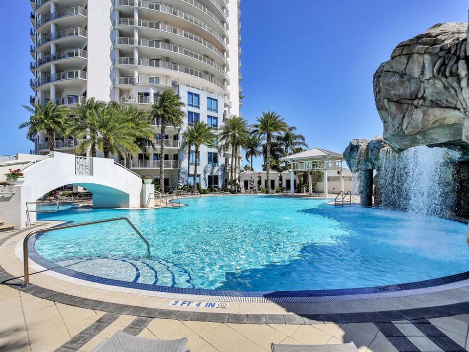 En Venta: $4,499,999 (3 camas, 3 baños, 4558 Pies cuadrados)