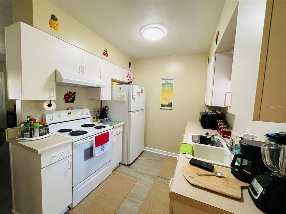 For Sale: $179,900 (3 beds, 1 baths, 1227 Square Feet)