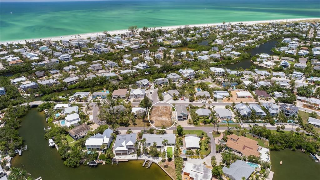 待售: $1,195,000 (0.18 acres)