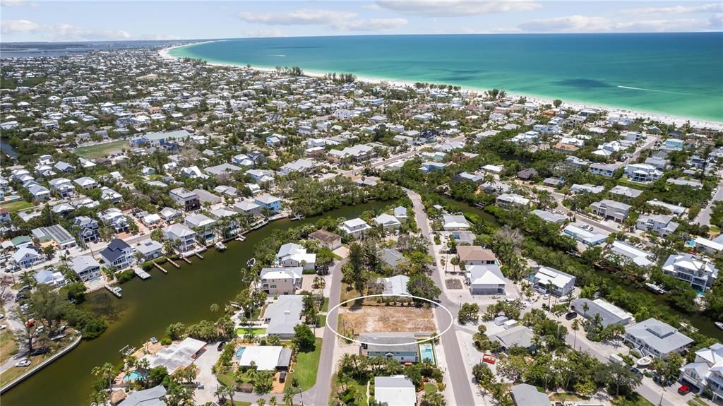 待售: $1,195,000 (0.18 acres)