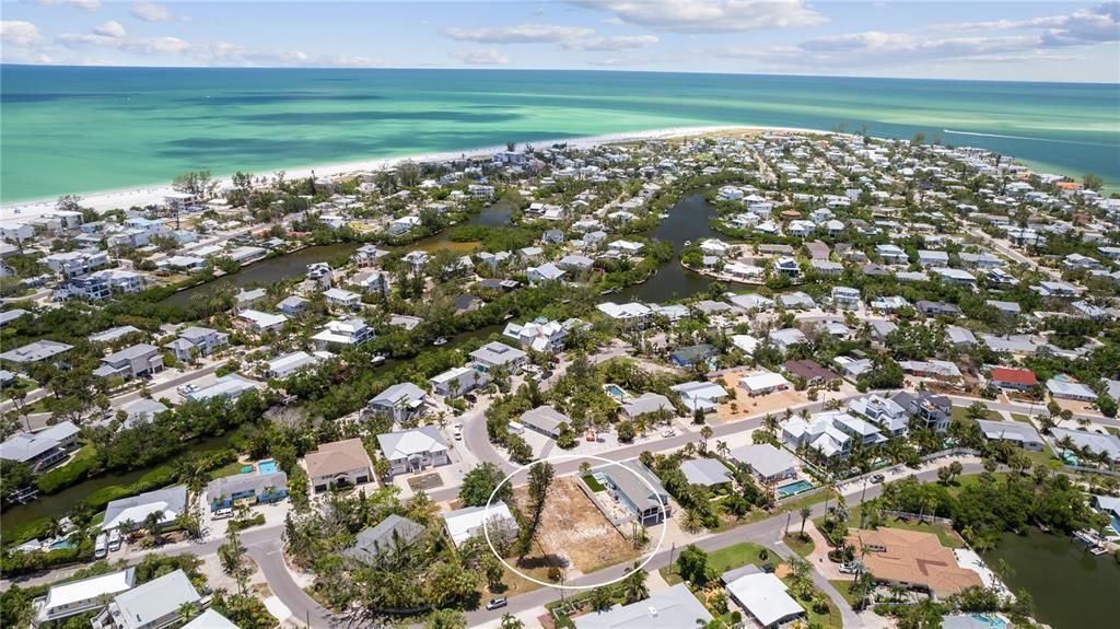 待售: $1,195,000 (0.18 acres)